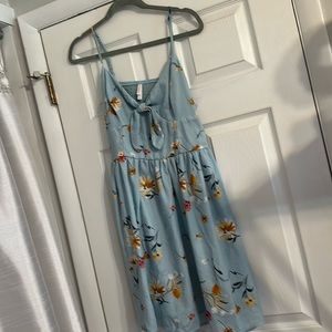 Tie knot dress